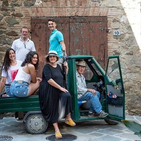 La Casa Di Alice Villa Castelnuovo dellʼAbate Екстериор снимка