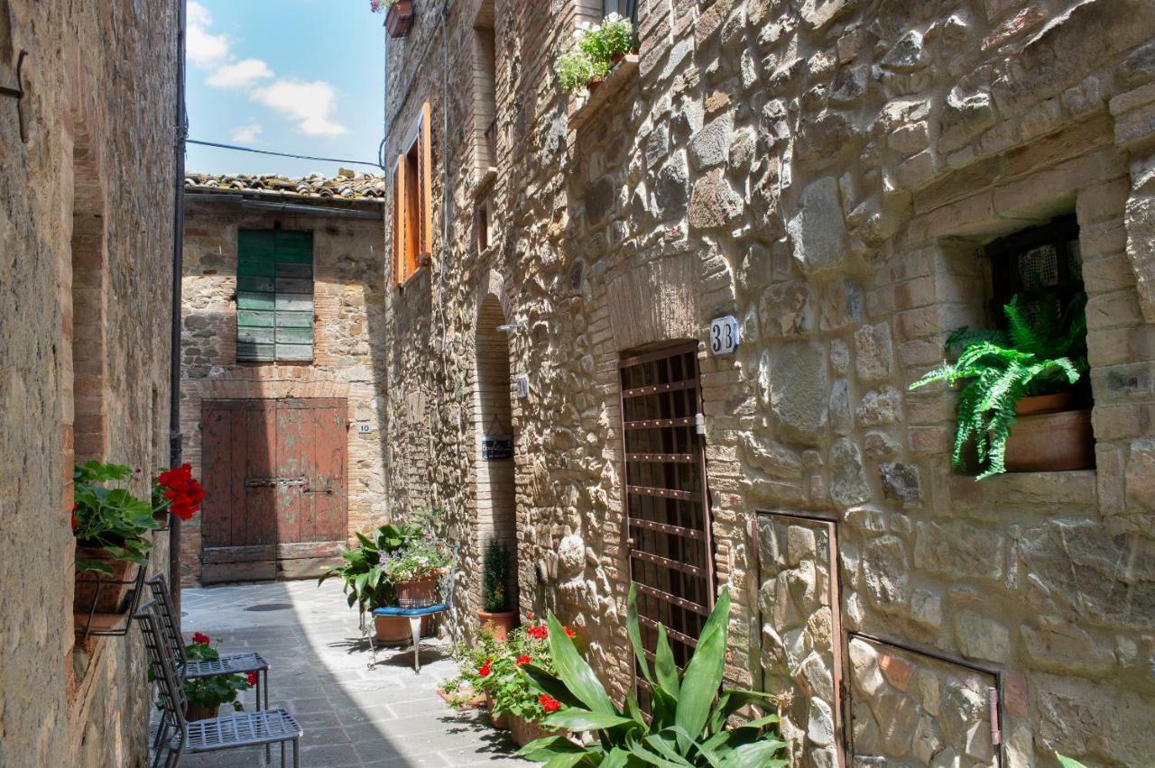 La Casa Di Alice Villa Castelnuovo dellʼAbate Екстериор снимка